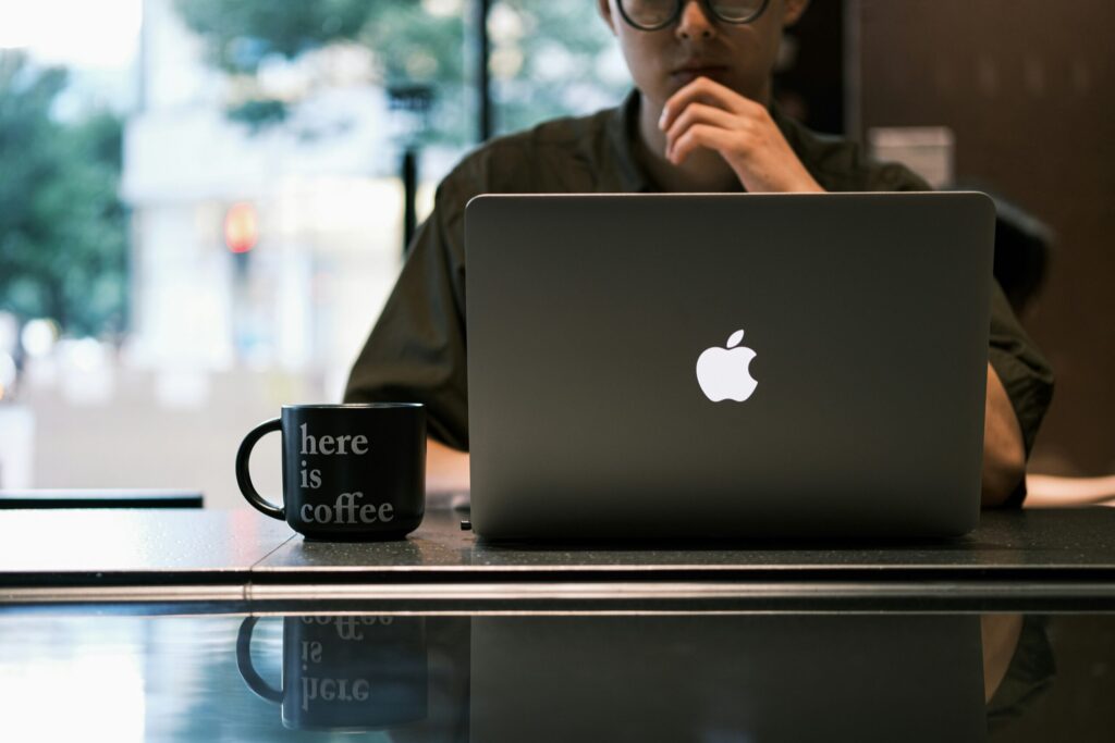 AI副業のメリット・デメリット｜初心者が失敗しないために